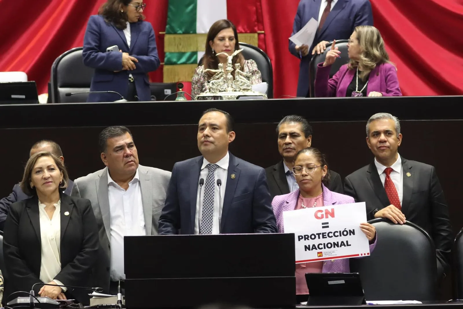 «Seguimos trabajando por la mixteca, avanzamos en la Reforma a la Guardia Nacional, vamos por la Reforma Salarial”: Eduardo Castillo