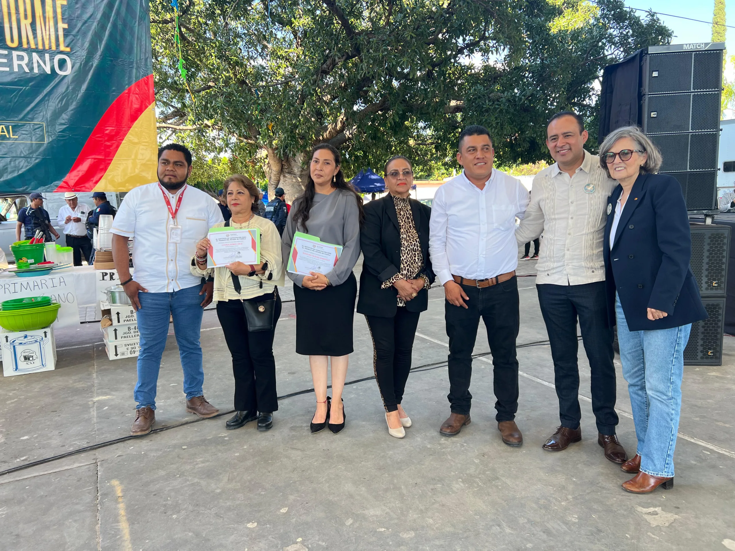 Respaldo a la educación, la cultura y el desarrollo municipal, compromisos asumidos por Eduardo Castillo en intensa gira de actividades