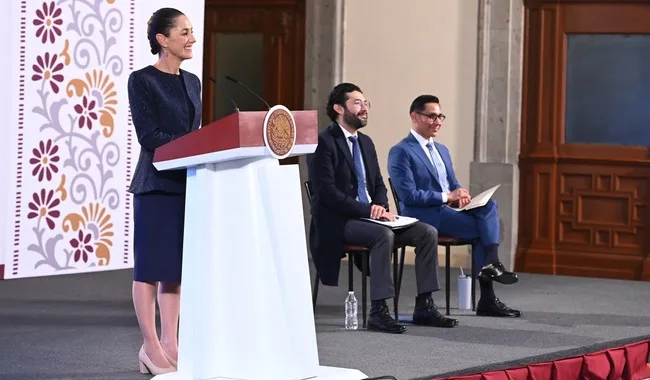 Presidenta Claudia Sheinbaum firma iniciativa de reforma para asegurar derechos a trabajadores de plataformas digitales
