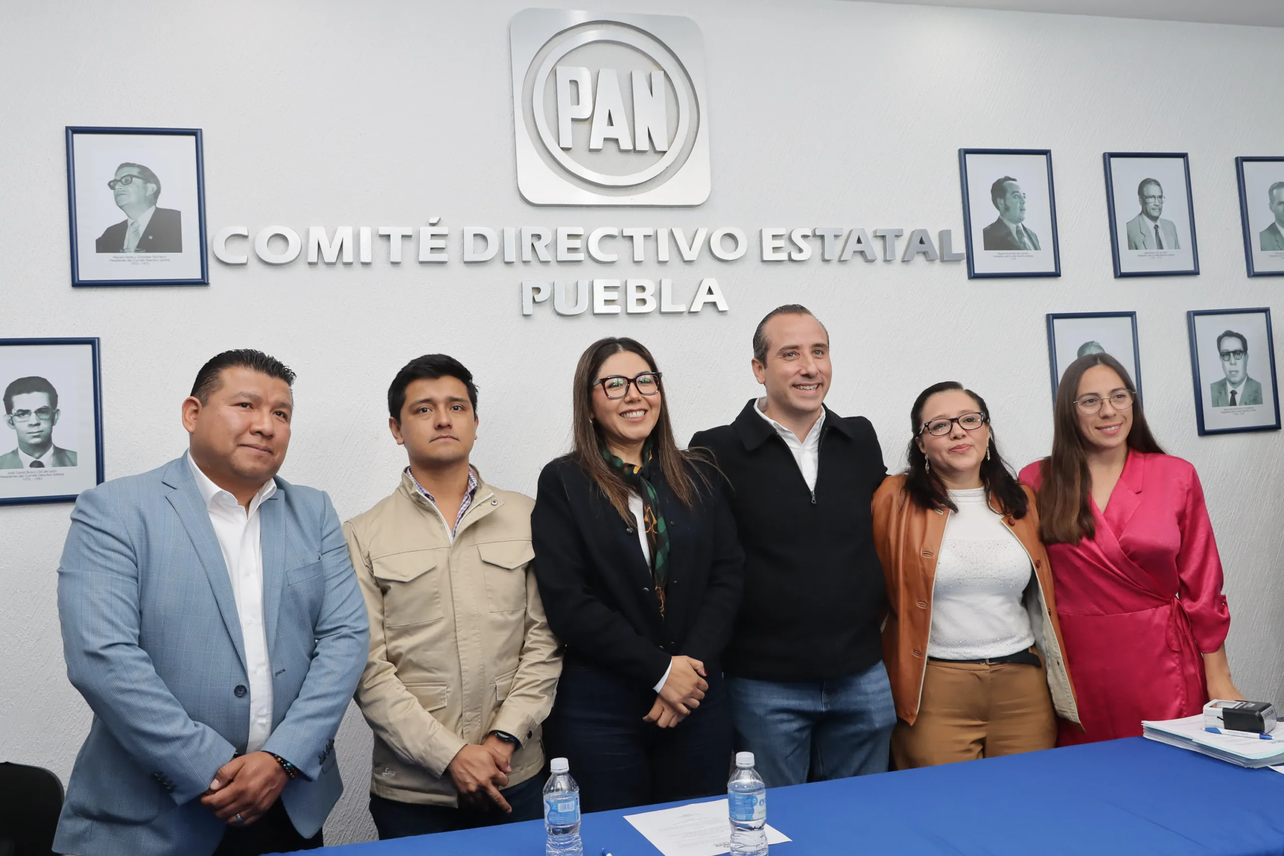 65 Consejeros respaldan a Mario Riestra y sigue sumando