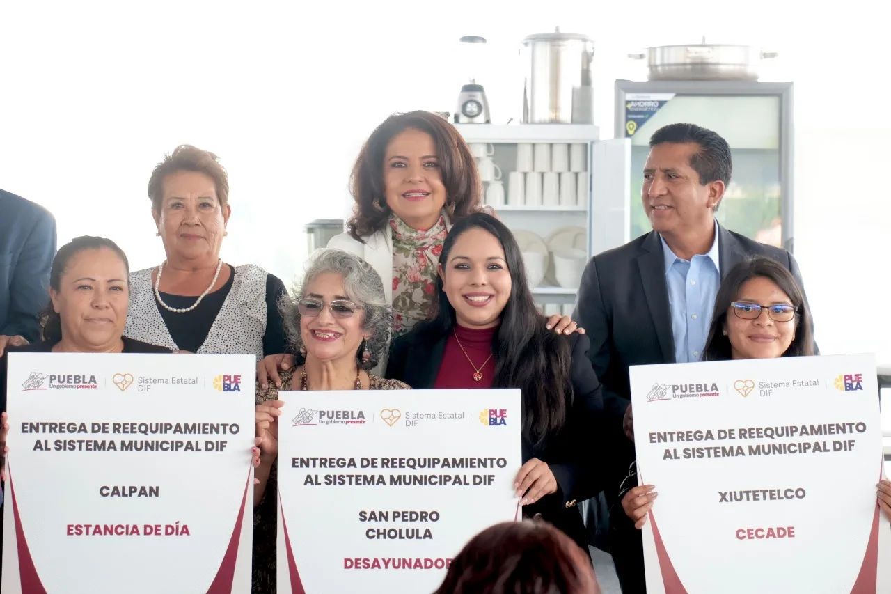 Participa Tonanzin Fernández en entrega de equipamientos del DIF