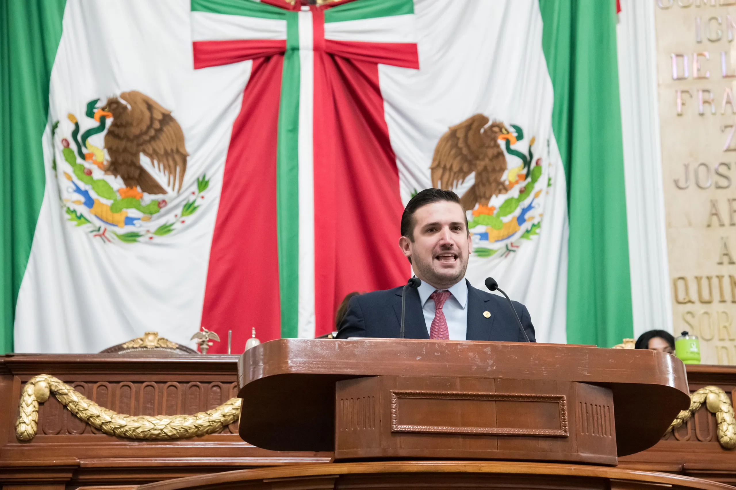 Pedro Haces Lago presenta iniciativa para proteger la industria creativa