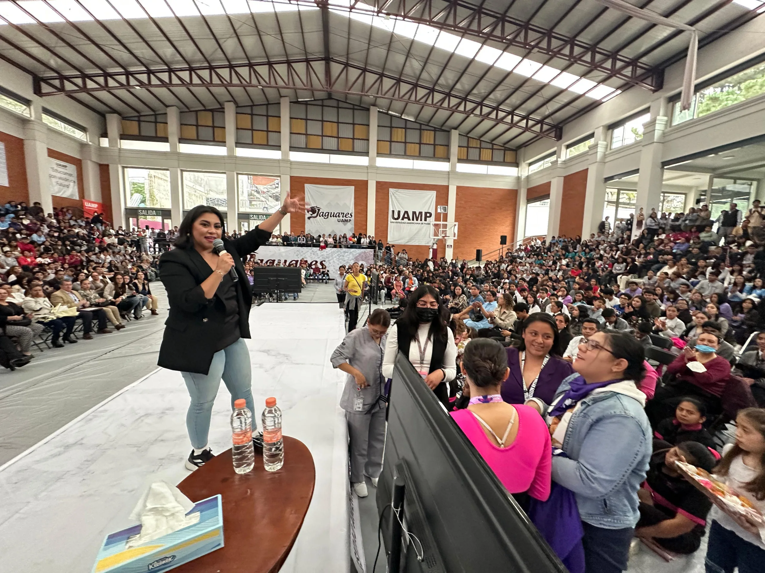 Teziutlán atenta en la prevención de violencia digital