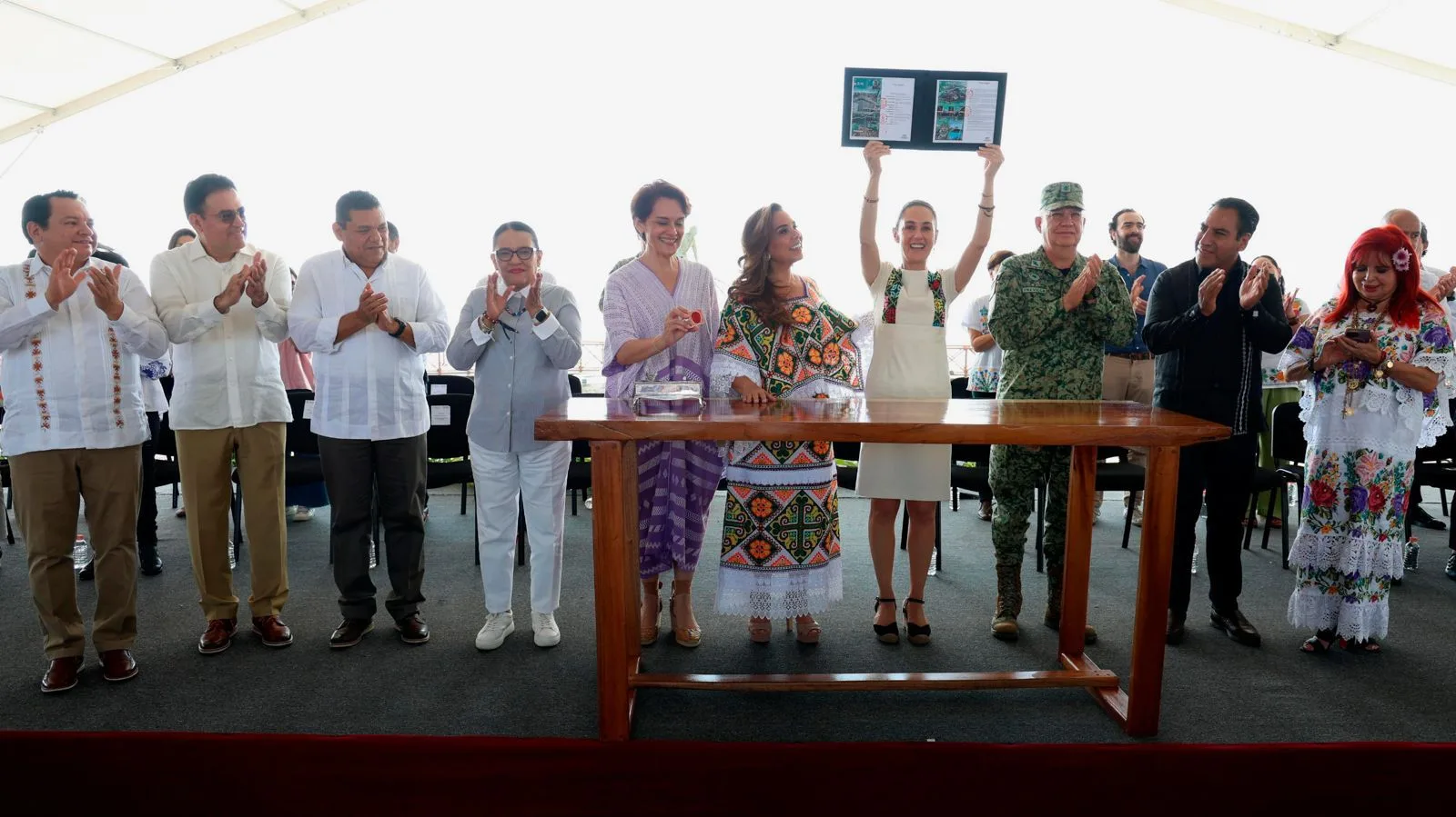 Celebra Sheinbaum primer aniversario del Tren Maya e inaugura los tramos 6 y 7