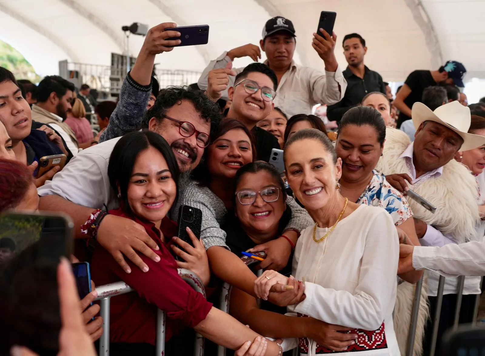 Inauguró Sheinbaum la modernización y ampliación de la autopista Tuxtla-San Cristóbal beneficiando a 1M de habitantes de Chiapas