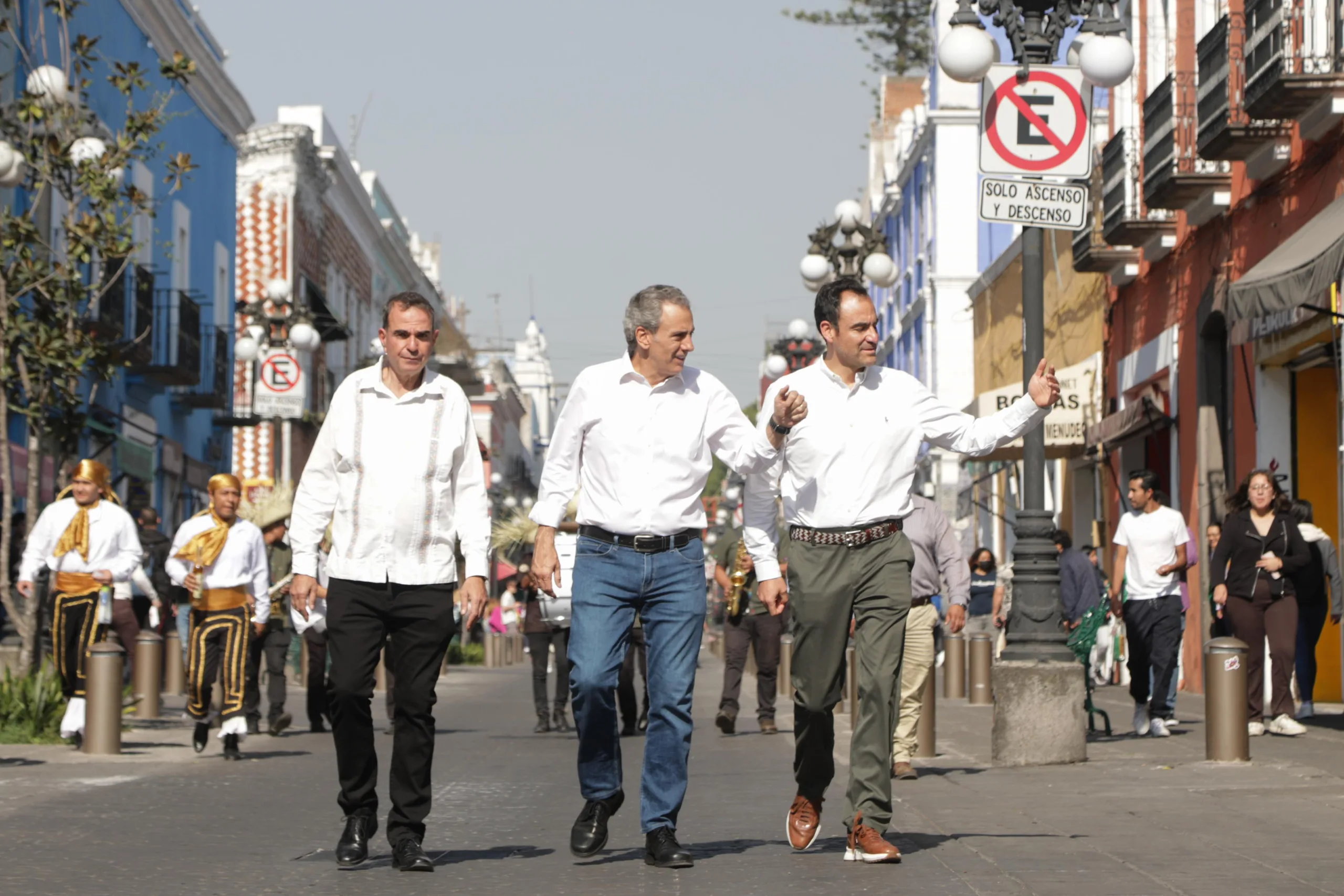 Promueve Pepe Chedraui colaboración e intercambio cultural al inaugurar exposición “Presencia de Oaxaca en Puebla”