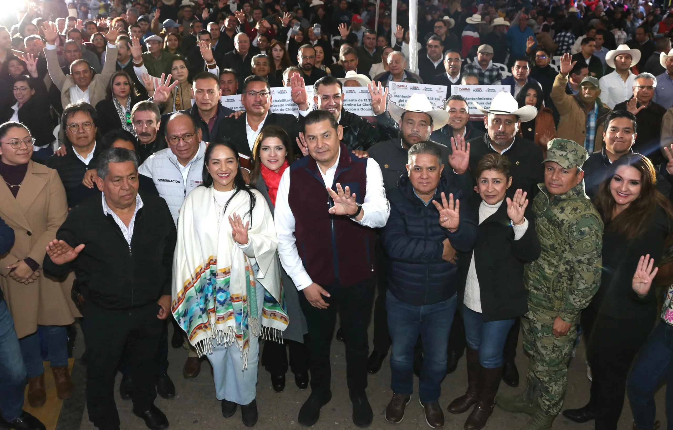 Construimos democracia con la decisión del pueblo, refirió Armenta en Chignahuapan