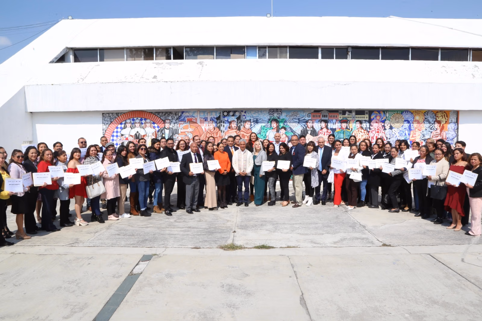 Puebla destaca en eficiencia educativa y reconoce a docentes sobresalientes