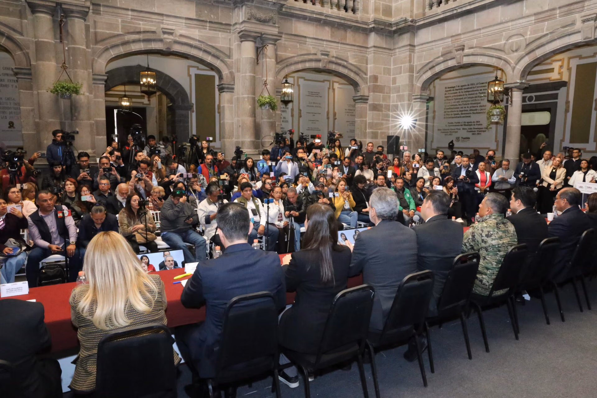 Puebla, estado y capital, seguros en beneficio de las familias: Armenta