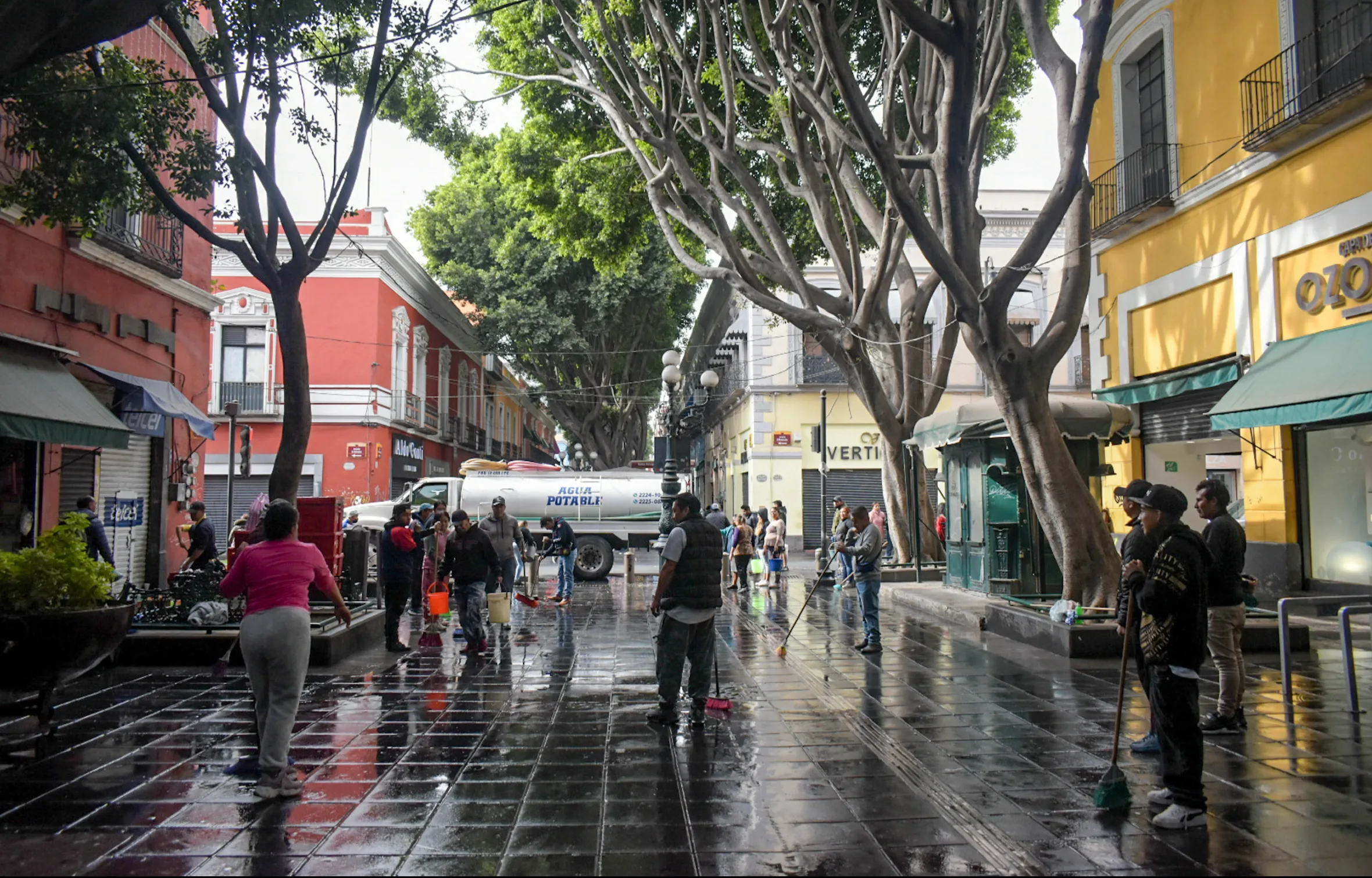 Ambulantes no se instalarán más en Centro Histórico: Pepe Chedraui