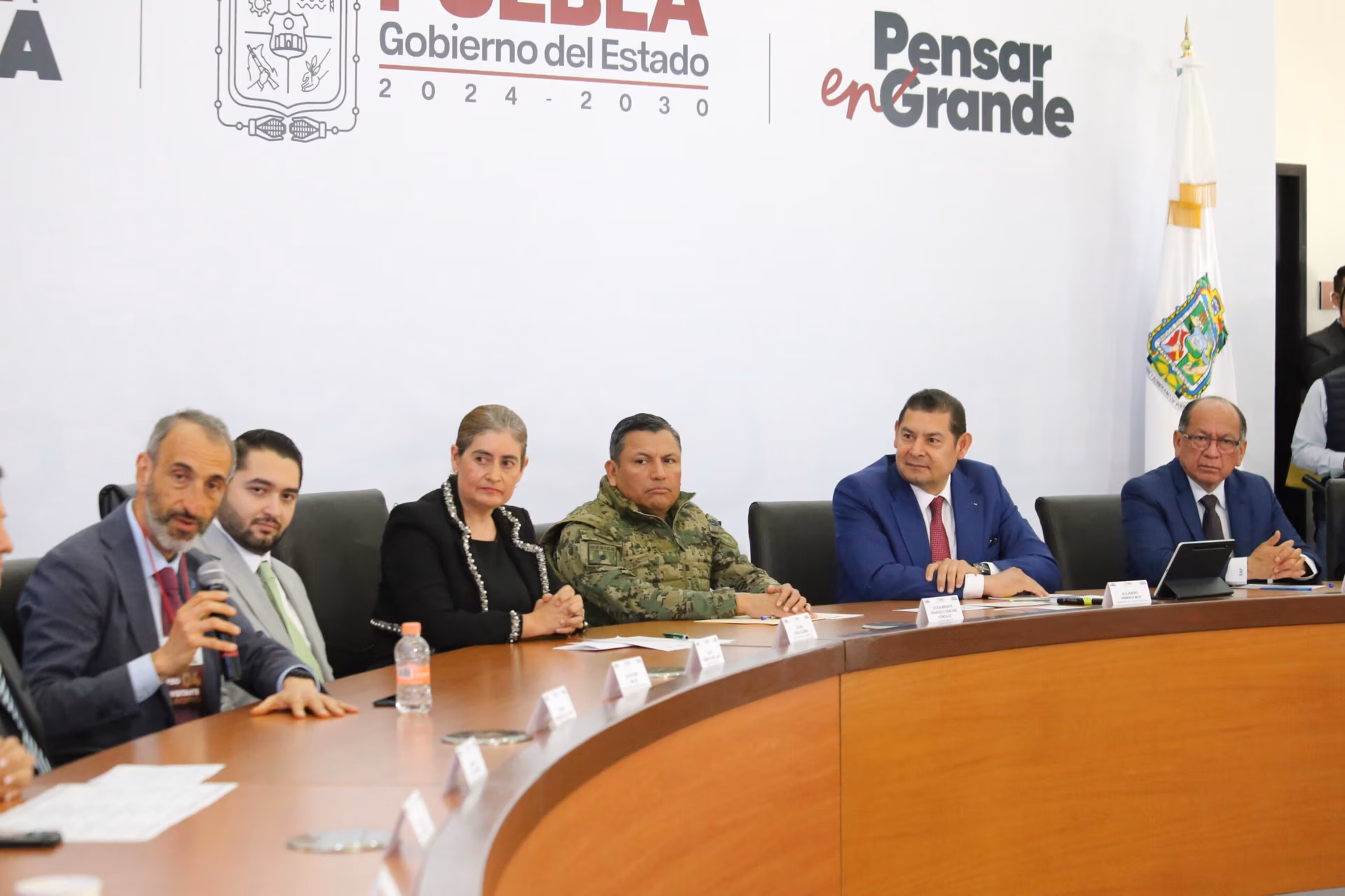Puebla se Perfila como Polo Tecnológico con Apoyo del CERN y el Tren Interoceánico