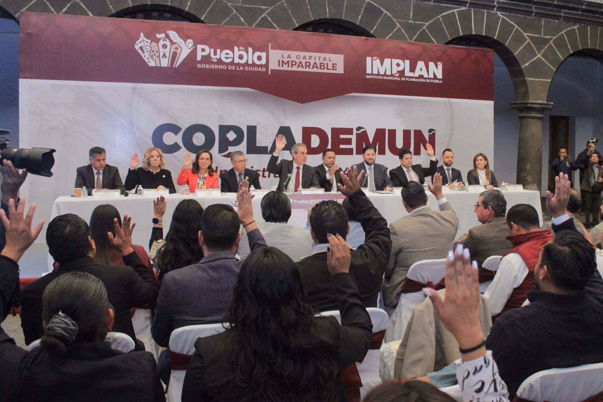 Transparencia en acción: Ayuntamiento de Puebla atiende 100 solicitudes mensuales