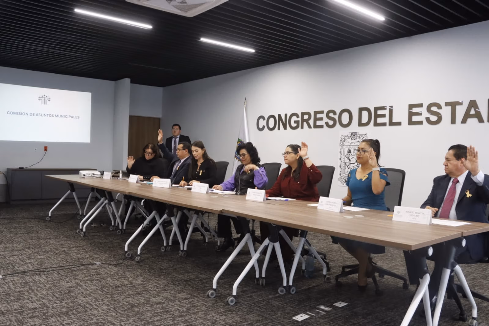 Avala Comisión del Congreso exhorto para que trámites digitales sean ágiles y sencillos