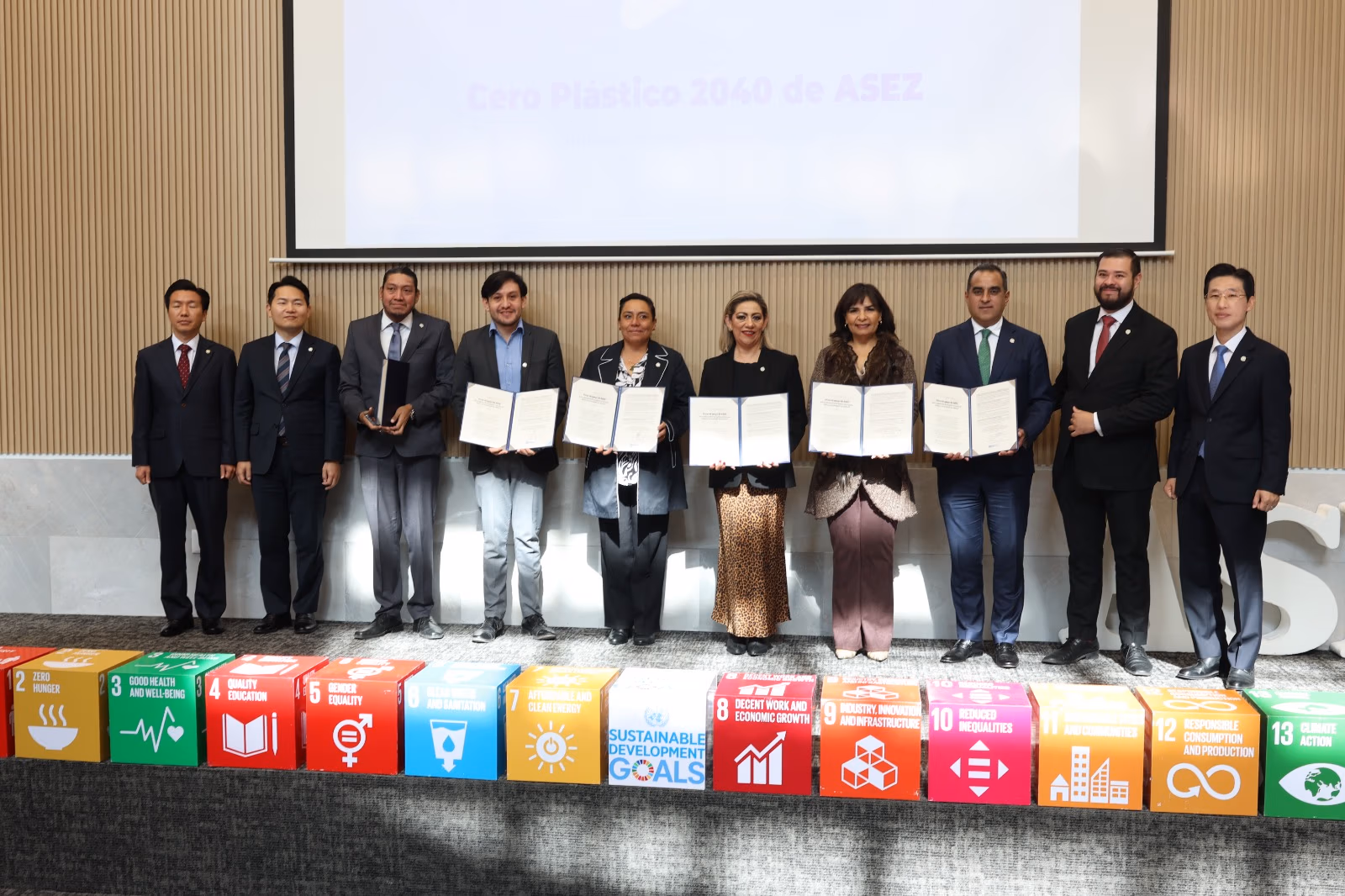 Congreso suma esfuerzos en favor del medio ambiente; realizan Foro “Cero Plástico 2040”