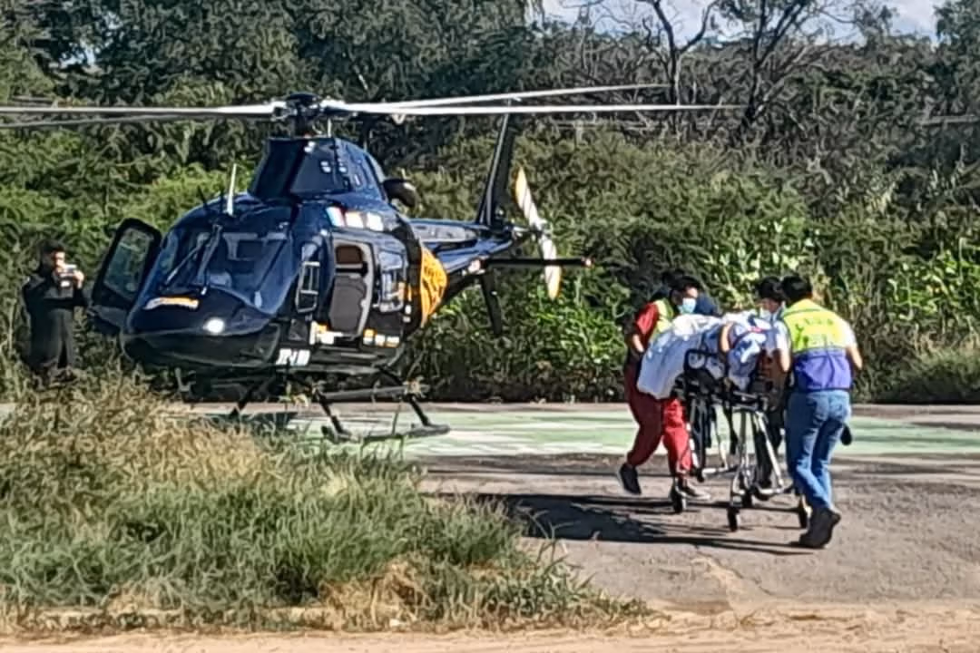 Gobierno humanista de Puebla salva dos vidas en emergencia aérea