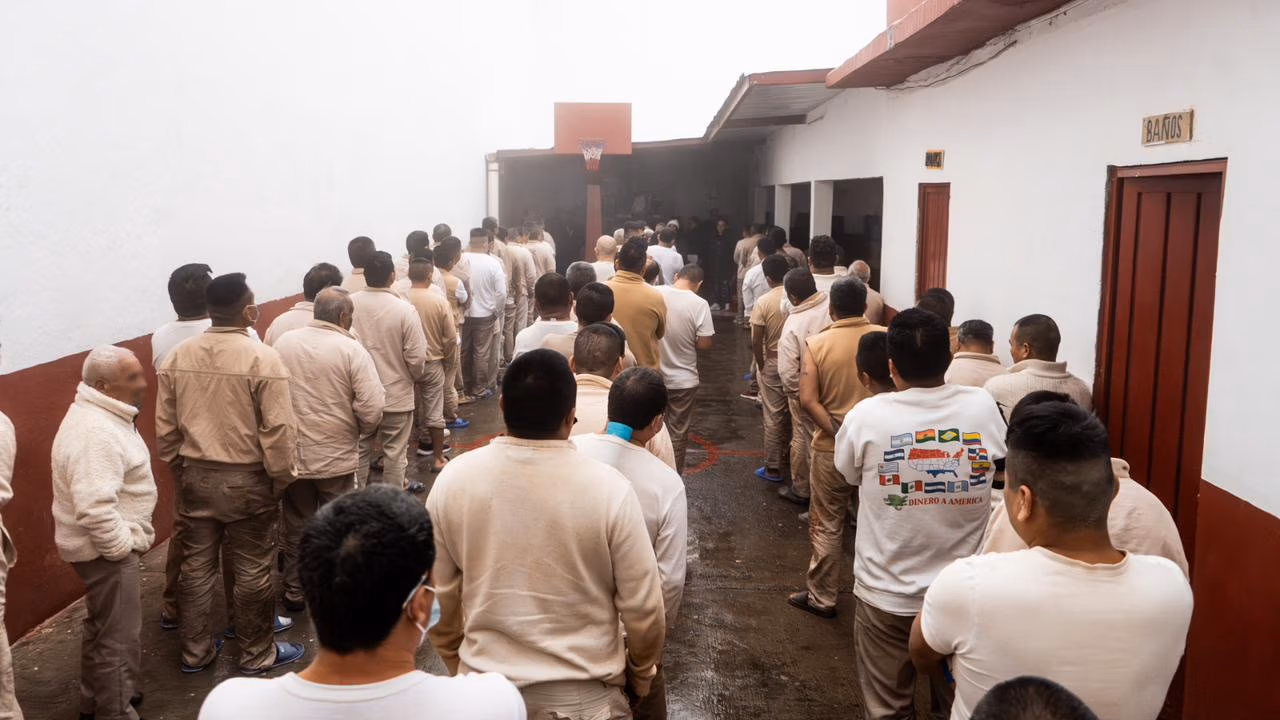 CDH Puebla emite medidas cautelares para garantizar atención médica en el CERESO de San Miguel
