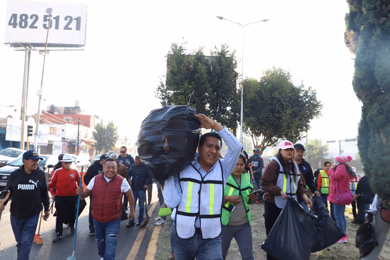 SEDIF, Cuautlancingo y Romero Vargas suman esfuerzos en faena comunitaria