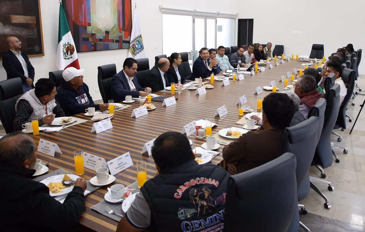 Gobierno de Puebla impulsa cooperativas productivas en Acatzingo