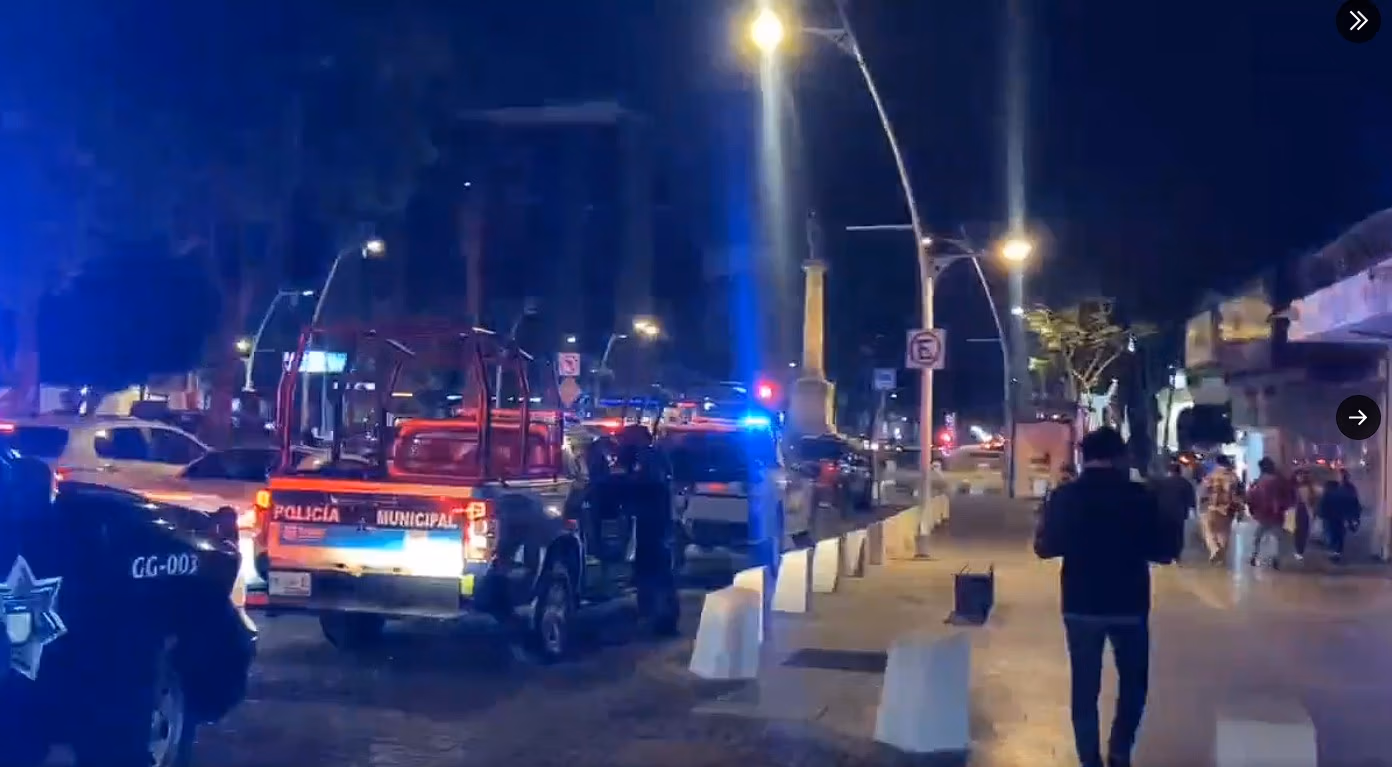 Clausuran 30 bares y antros en Puebla; hallan drogas y bebidas adulteradas