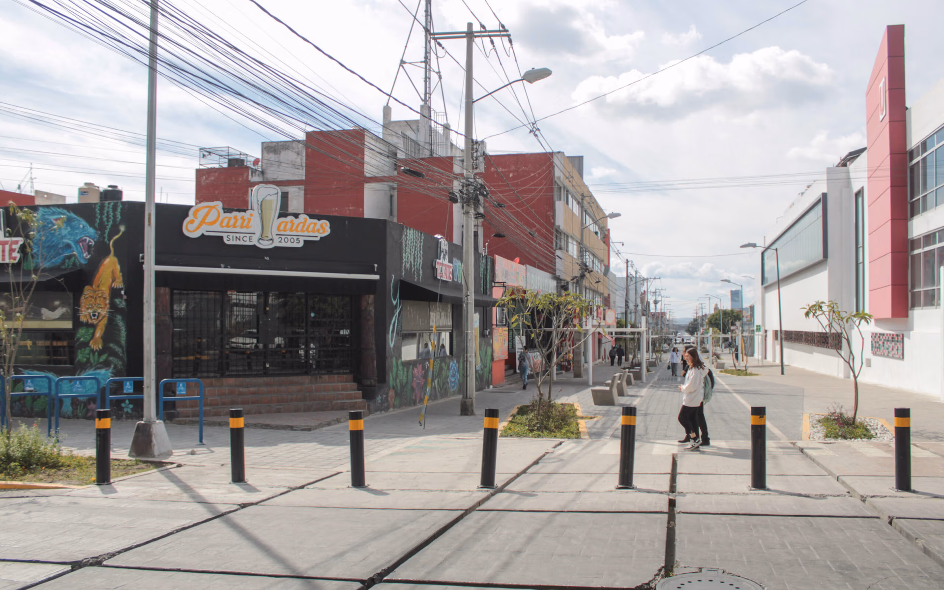 Ayuntamiento de Puebla advierte: no habrá permisos para bares cerca de escuelas