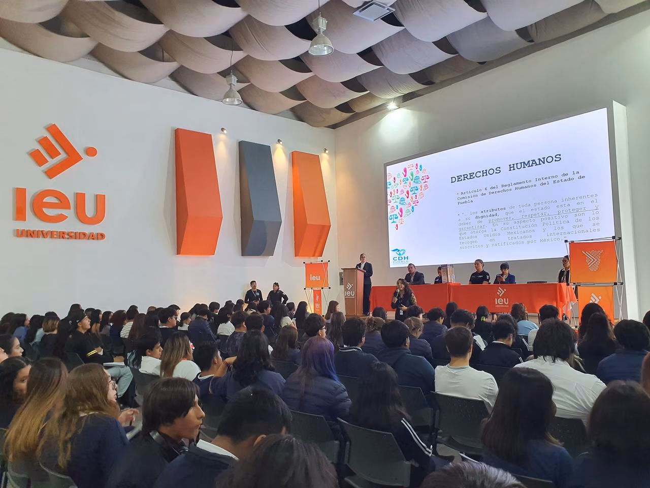 CDH Puebla participa en el Foro «La Seguridad también es de nosotras» en el marco del Día Internacional de la Mujer