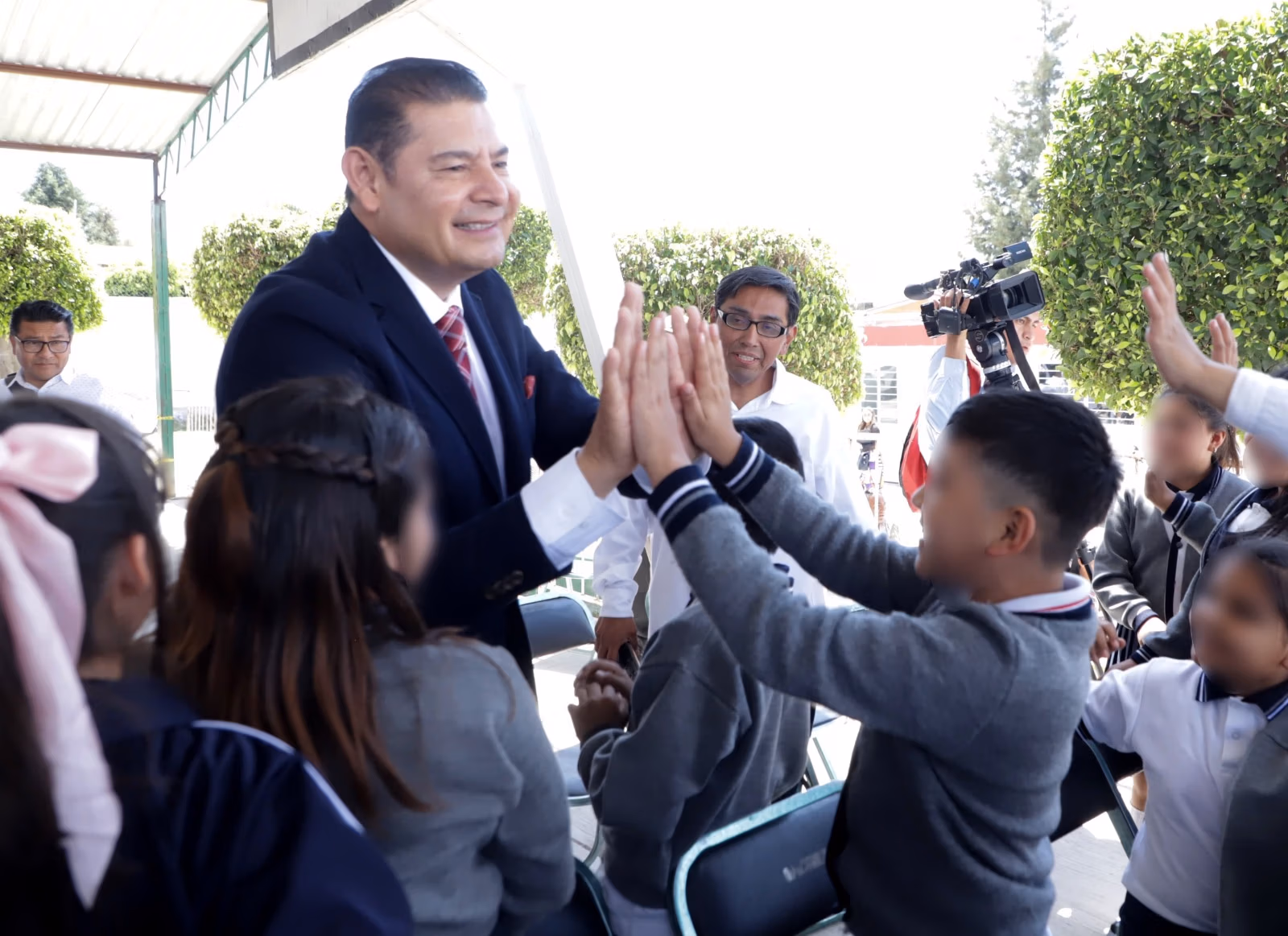 Puebla se perfila como el “Silicon Valley de México”: Gobernador Alejandro Armenta