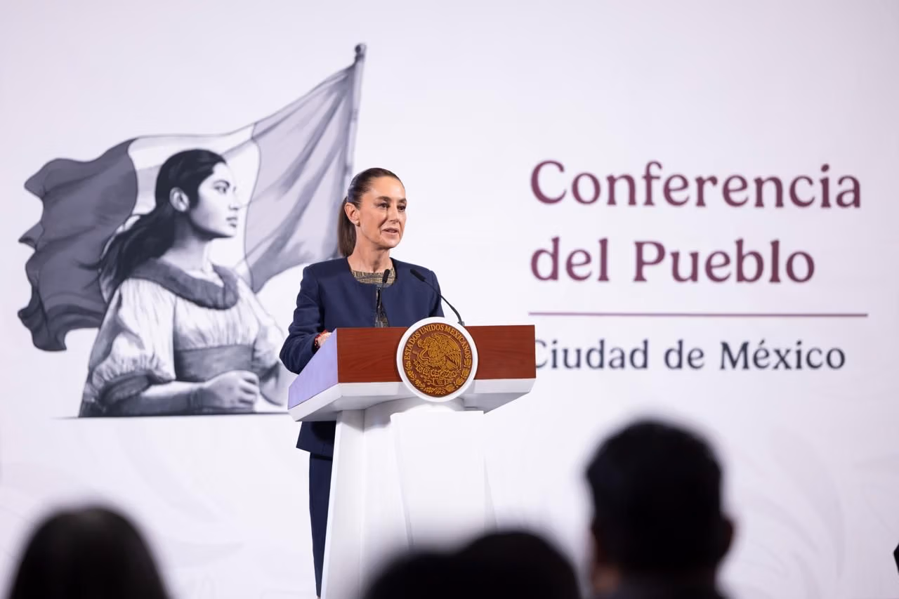 “Guerra sucia” contra la Presidenta Claudia Sheinbaum: 20 mdp en bots y campañas de desprestigio