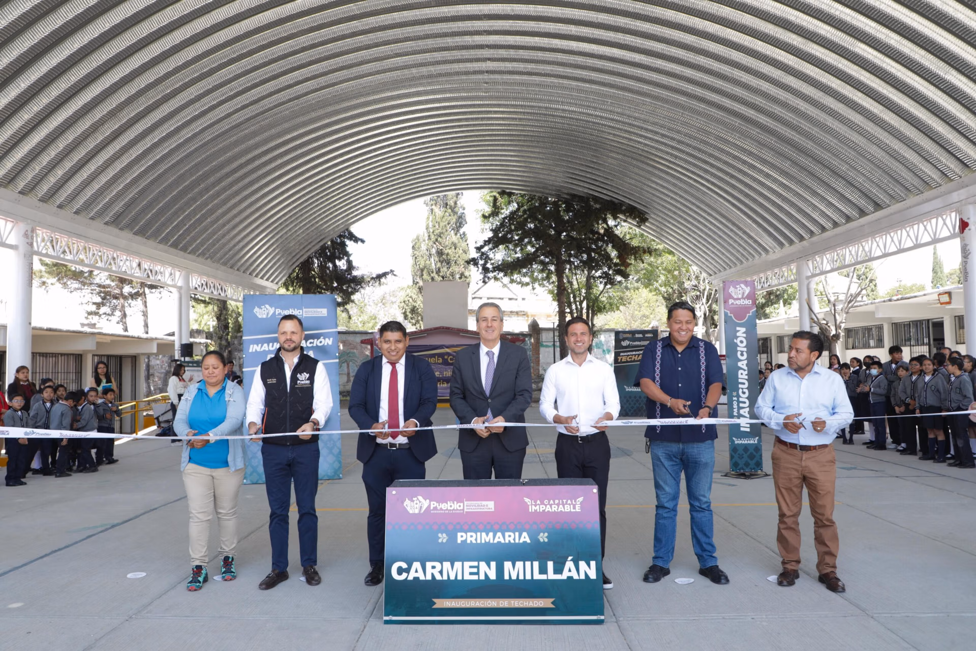 Inaugura Pepe Chedraui techado escolar en la Primaria Carmen Millán