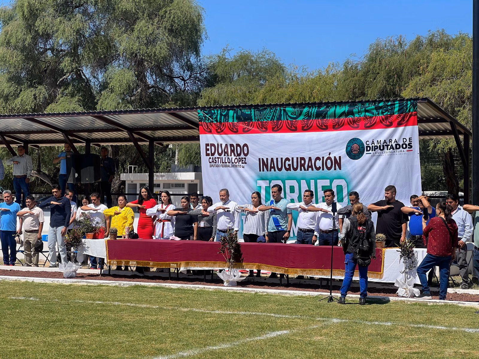 Lalo Castillo activa el deporte en la Mixteca con el Torneo Intermixteco