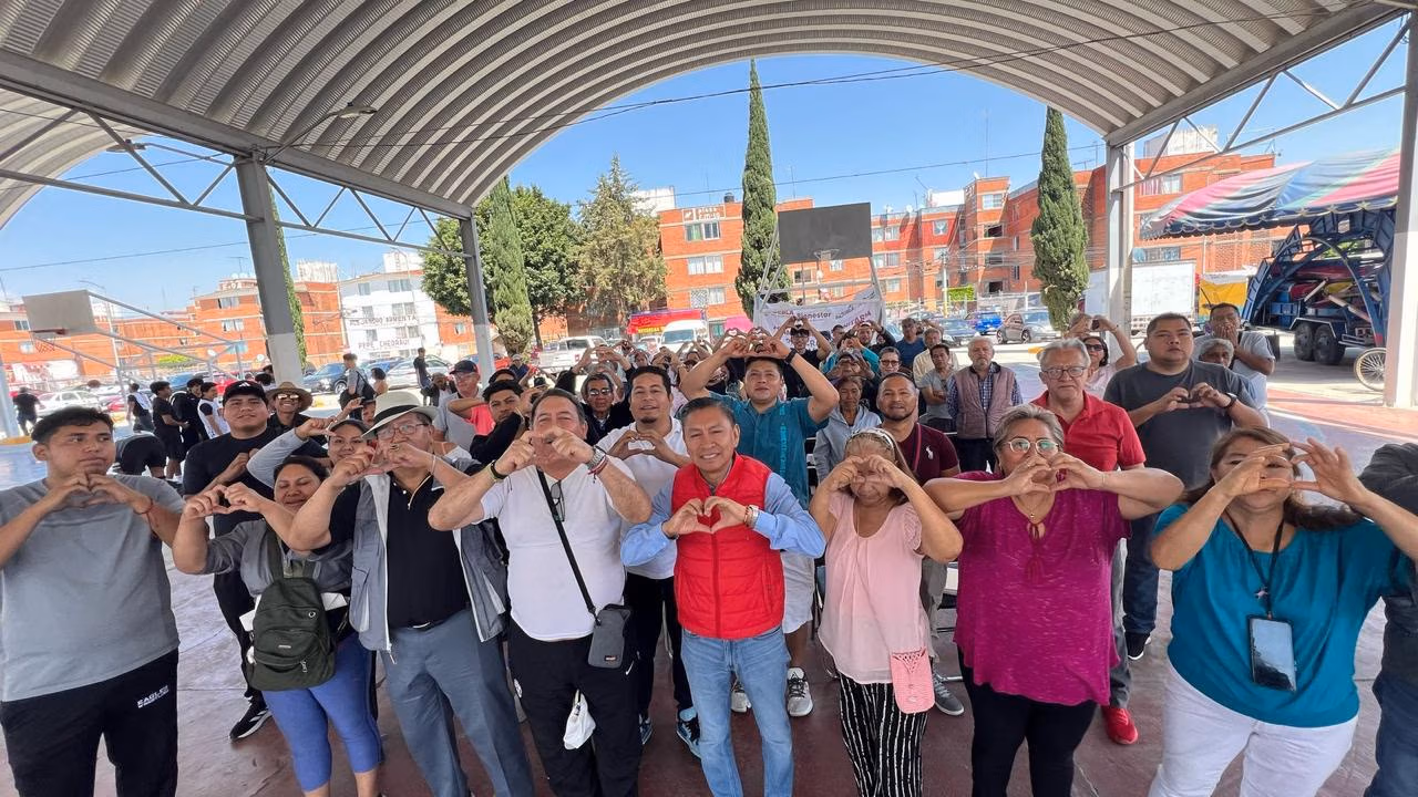 Impulsan obra comunitaria en Agua Santa; asiste diputado José Luis Figueroa