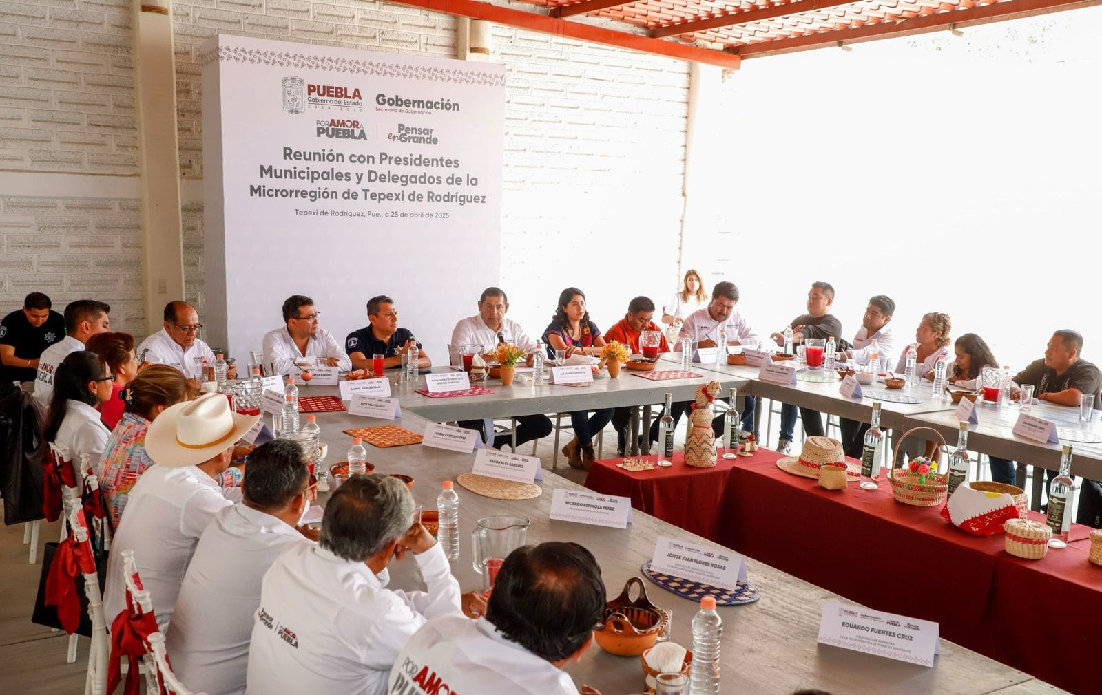Armenta llama a alcaldes a asumir su responsabilidad en seguridad y uso de recursos