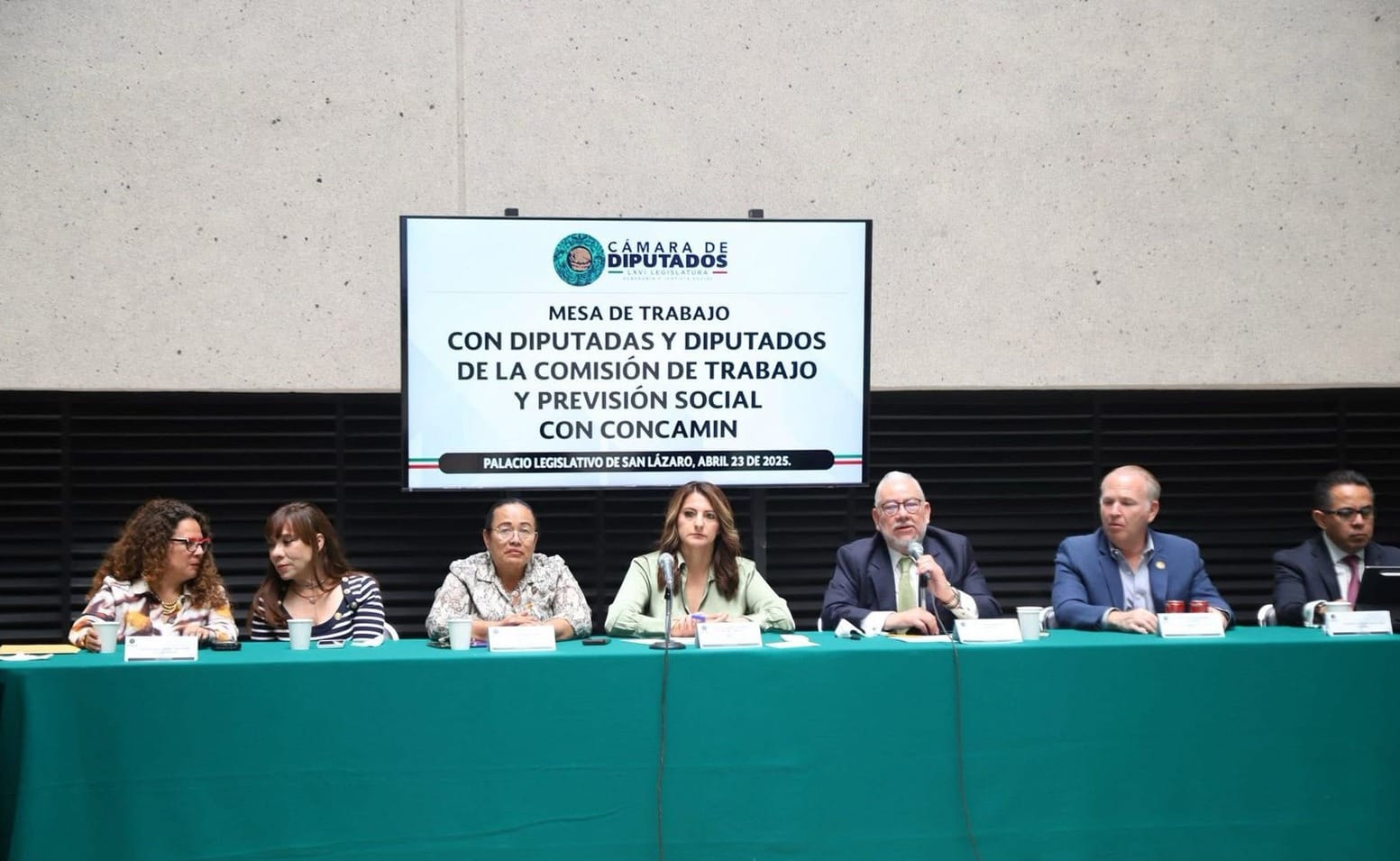Impulsan en San Lázaro diálogo entre industria y Congreso por el futuro laboral