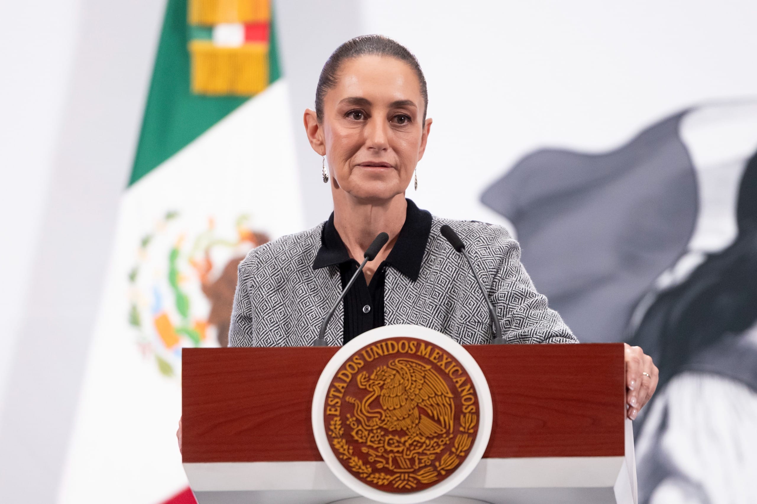 Gobierno de México presentará denuncia en la FGR por uso ilegal del agua en propiedad del exgobernador César Duarte; no se permitirá la apropiación privada de un recurso nacional: Claudia Sheinbaum