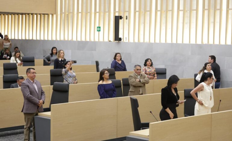 Trabajan diputadas y diputados de la LXII Legislatura en Casas de Gestión
