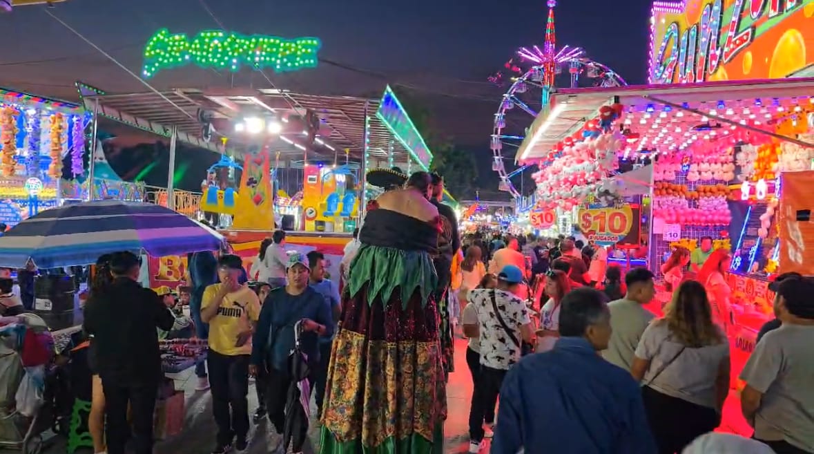 Tras el desfile, dragones y juegos: Puebla celebra su historia en la Feria