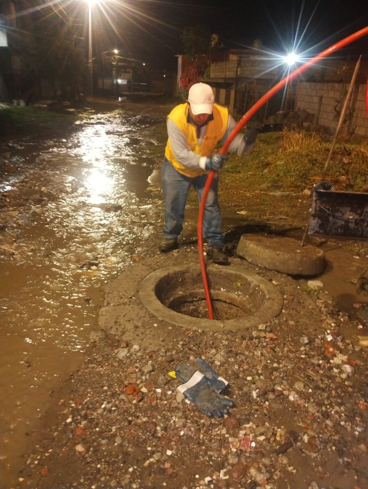 Refuerza Agua de Puebla limpieza de drenaje ante temporada de lluvias