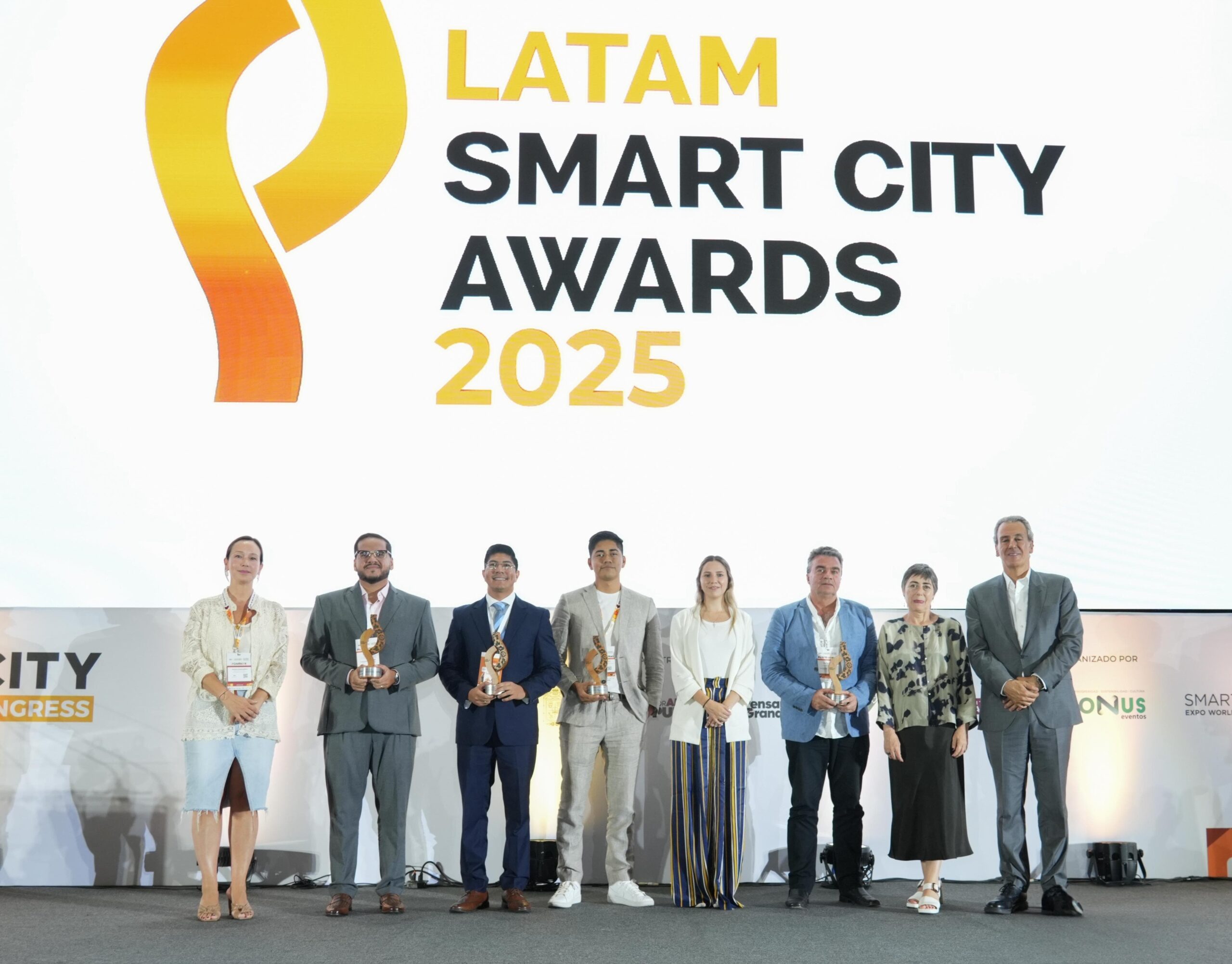 Reconocen mejores iniciativas urbanas de América Latina en los Smart City LATAM Awards 2025