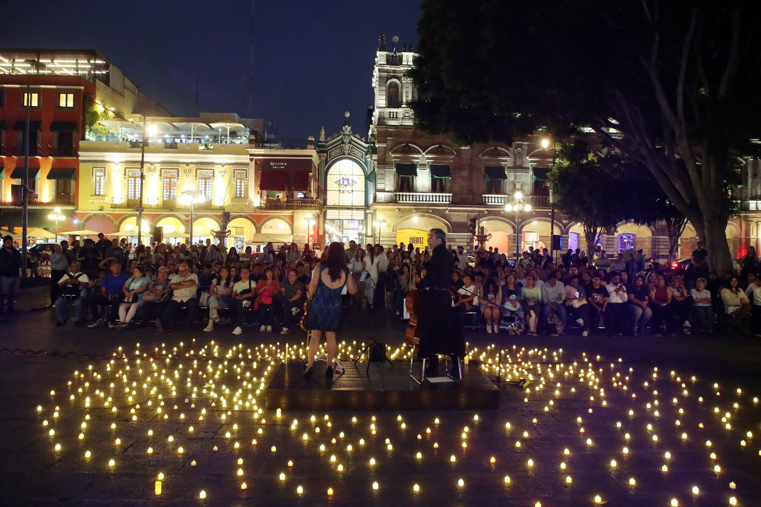 Invita IMACP a disfrutar del “Zócalo Entre Velas” con Lulú Galindo, en el marco de la FILIP
