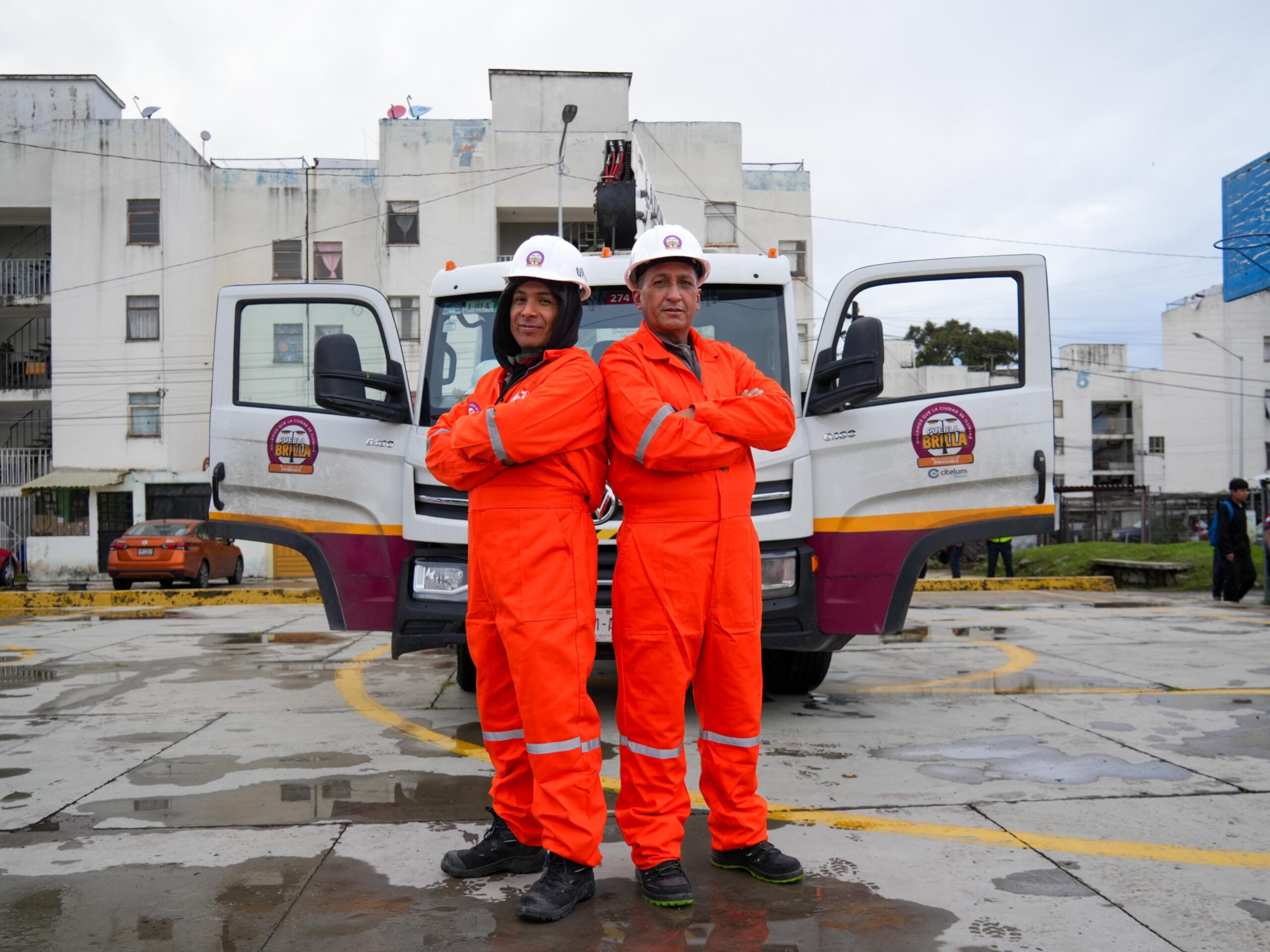 Puebla Brilla llega a Loma Bella: más de 10 mil personas beneficiadas con nueva iluminación LED