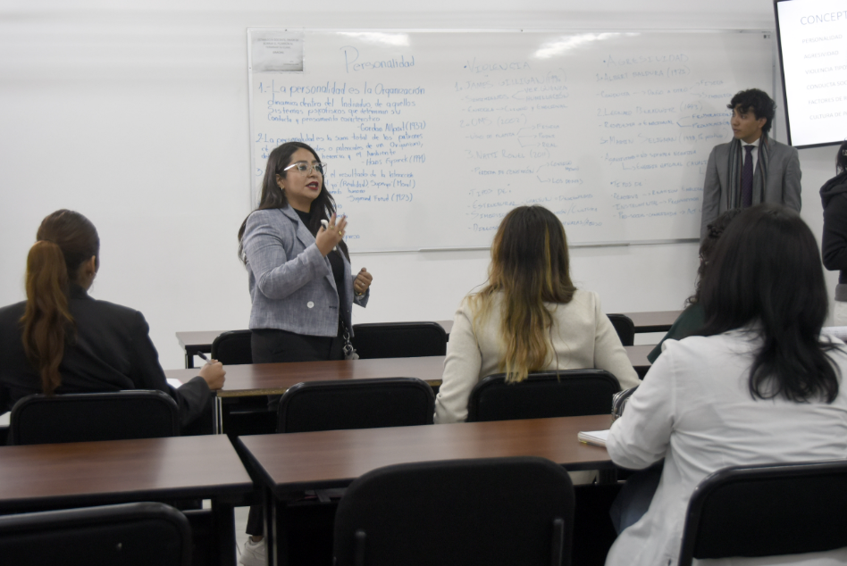 BUAP fortalece reconocimiento a docentes: 82.6% de profesores hora clase recibirán dos bonos este año