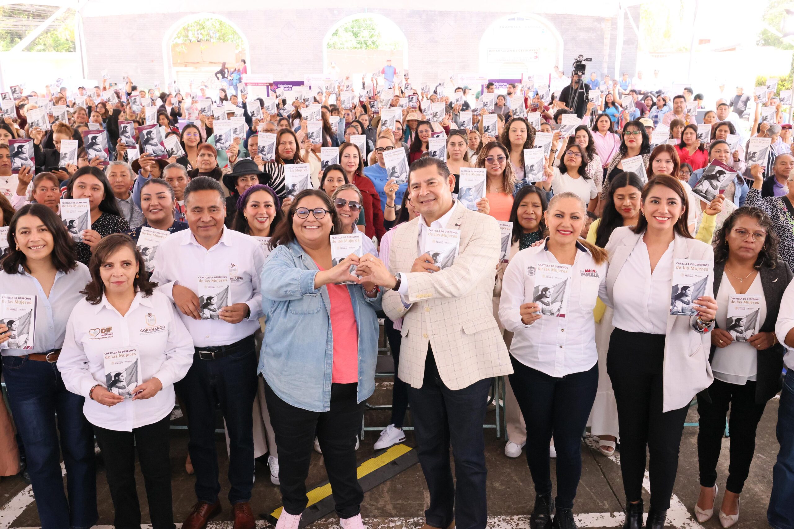 Desde Coronango, mujeres alzan la voz contra la violencia: diálogo y acción entre sociedad y gobierno