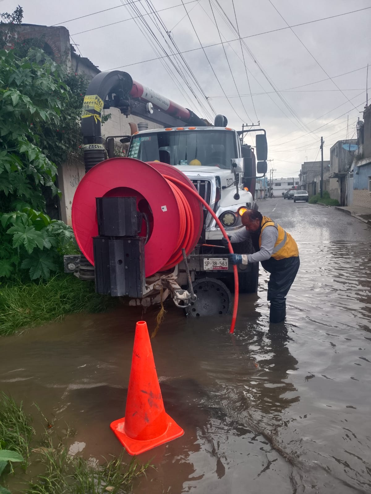 Agua de Puebla intensifica desazolve durante la temporada de lluvias