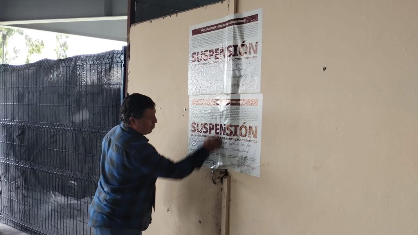 Profeco suspende autolavado en Angelópolis tras intento de cobro abusivo por 9 mil pesos
