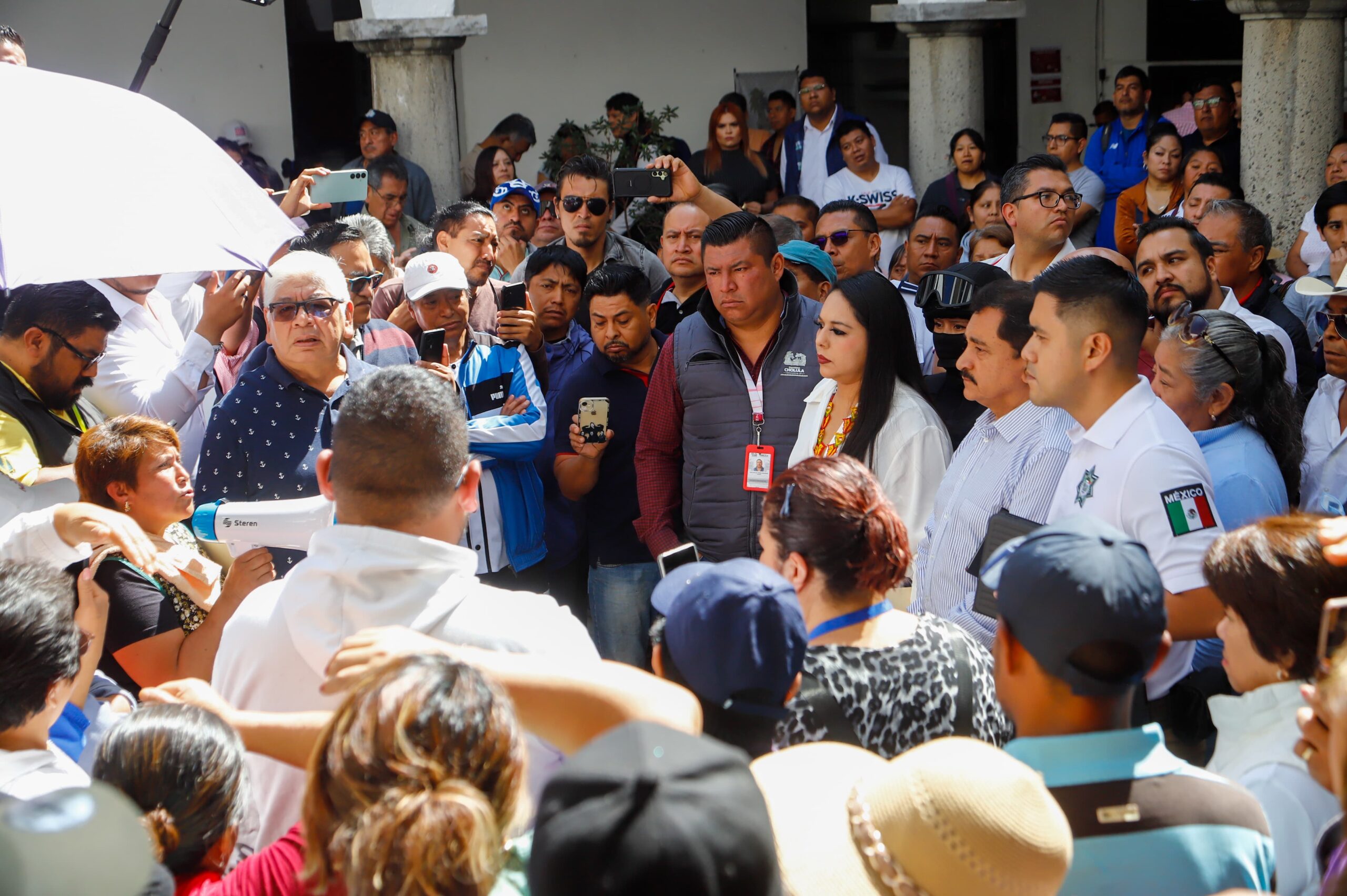 Tonantzin Fernández escucha a locatarios y garantiza certeza jurídica en el Mercado Cosme del Razo
