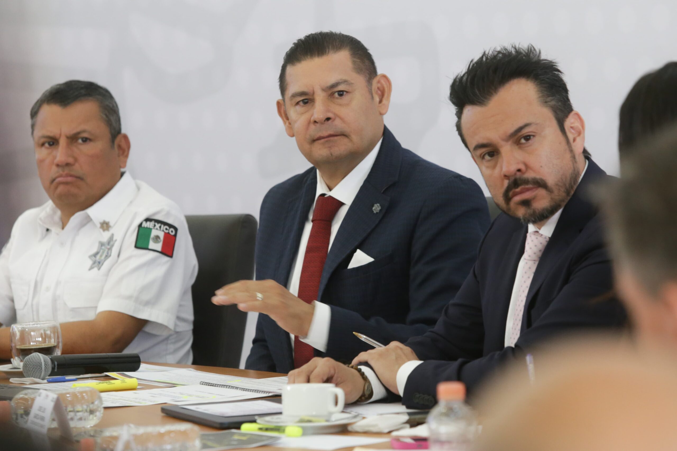 Gobierno de Puebla mantiene diálogo abierto y permanente con todos los sectores