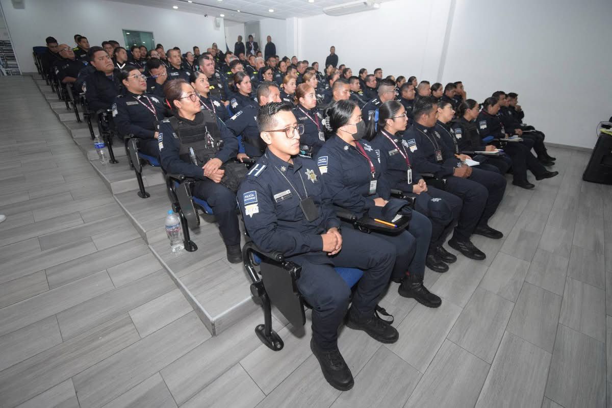Ofertan 100 plazas para Policía Municipal en Puebla