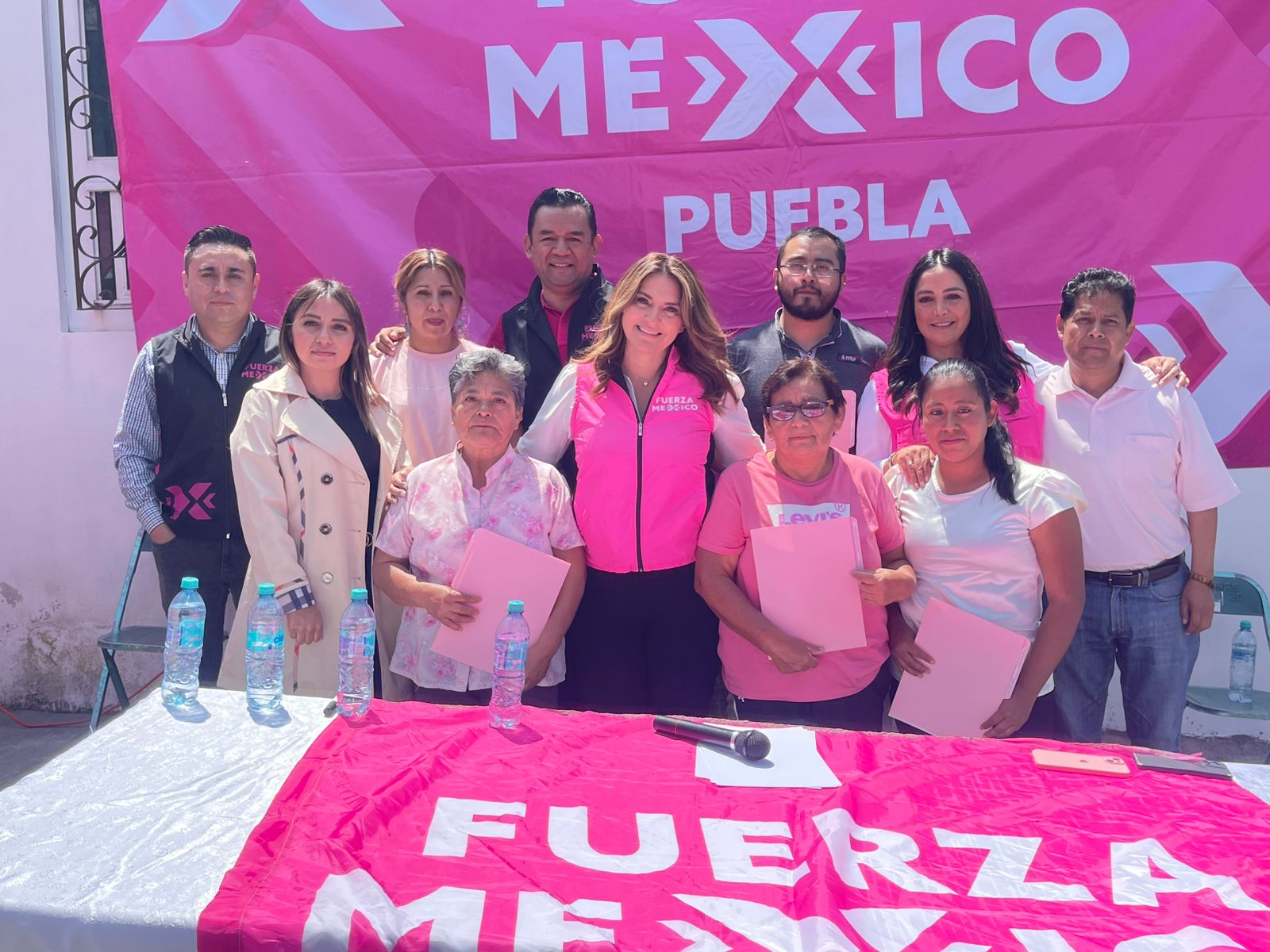 Fuerza por México sigue creciendo en Puebla; ahora se consolida en la capital con toma de protesta de comités auxiliares