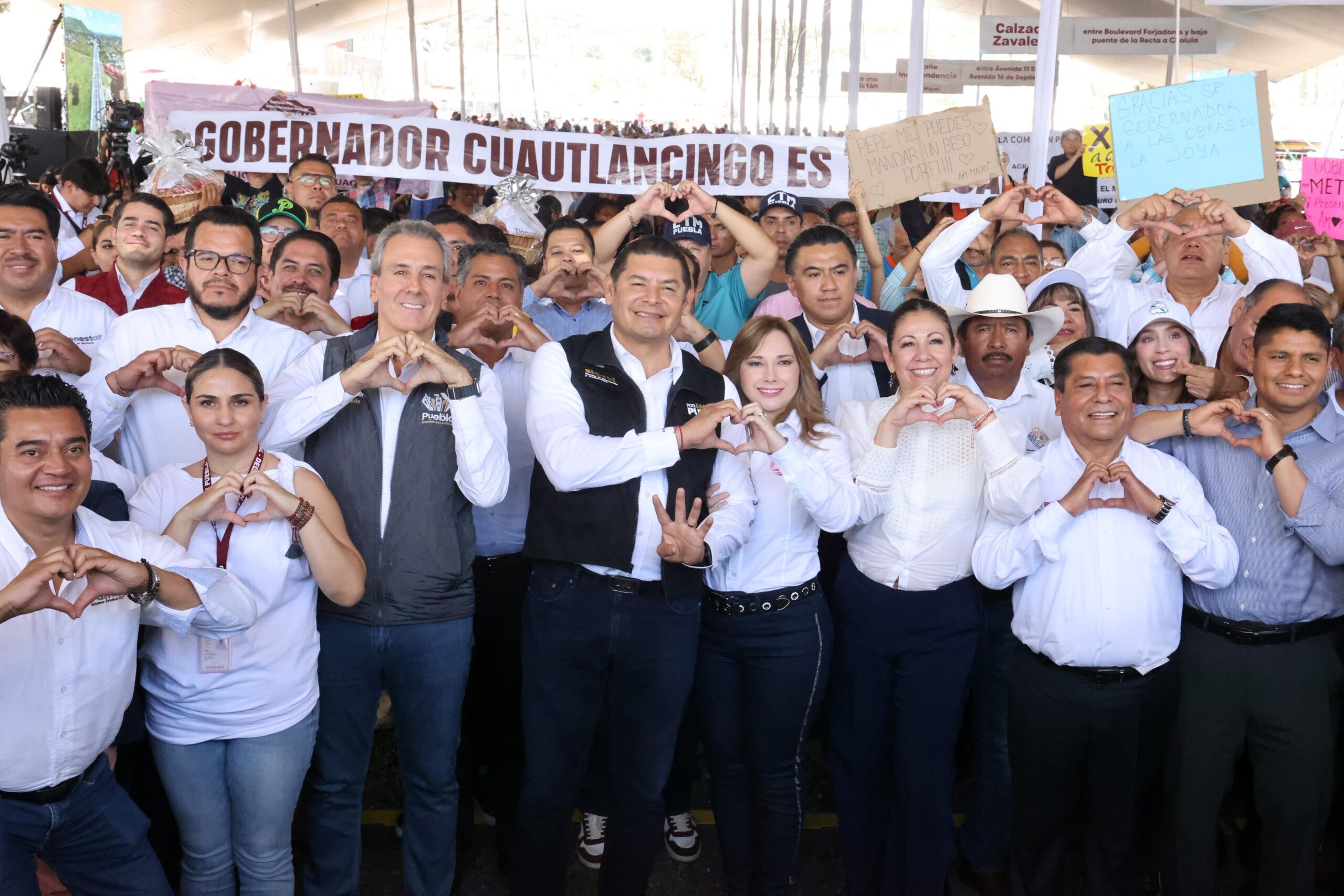 PEMEX refuerza apoyo a Puebla con nueva entrega de asfalto para rehabilitar 436 calles