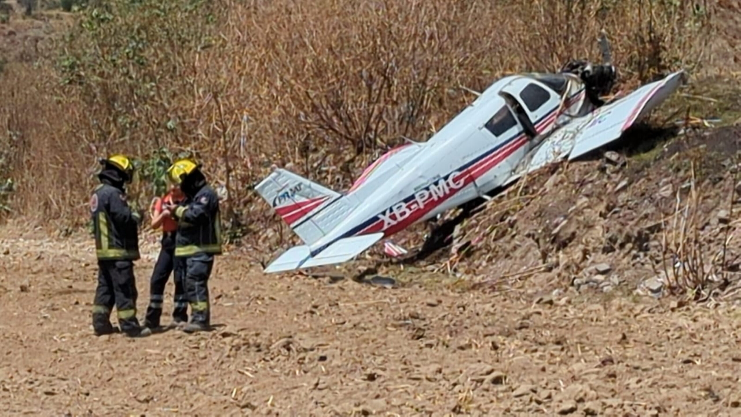 Reportan caída de avioneta en García, Nuevo León; hay al menos dos personas fallecidas