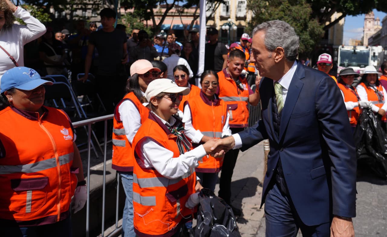 Refuerza OOSL refuerza acciones de limpieza tras el desfile y celebraciones patrias en la capital